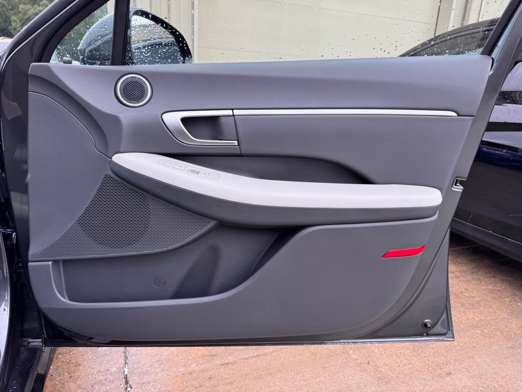 New 2026 Hyundai Sonata SEL FWD image 19