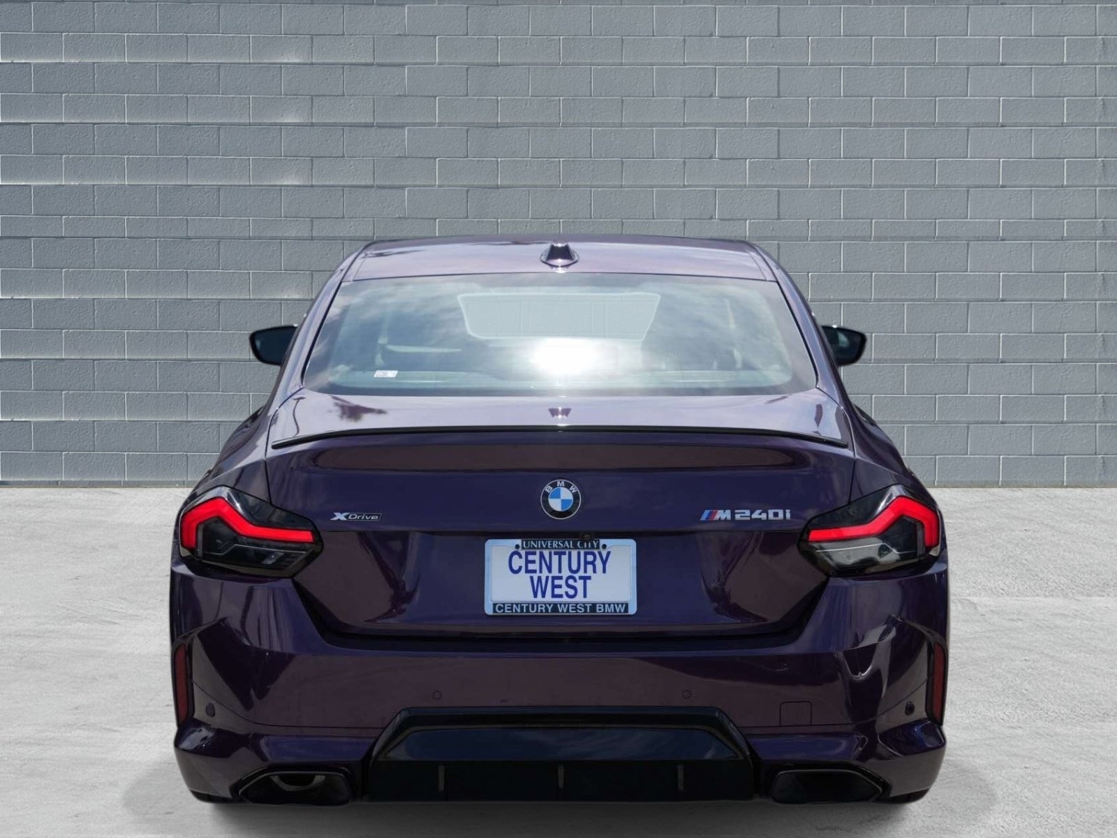 Used 2025 BMW M240i xDrive Coupe w/ Premium Package AWD/4WD image 4