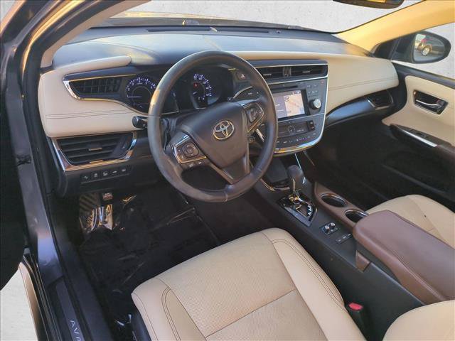 Used 2016 Toyota Avalon Limited w/ Toyota Safety Sense Package FWD image 10