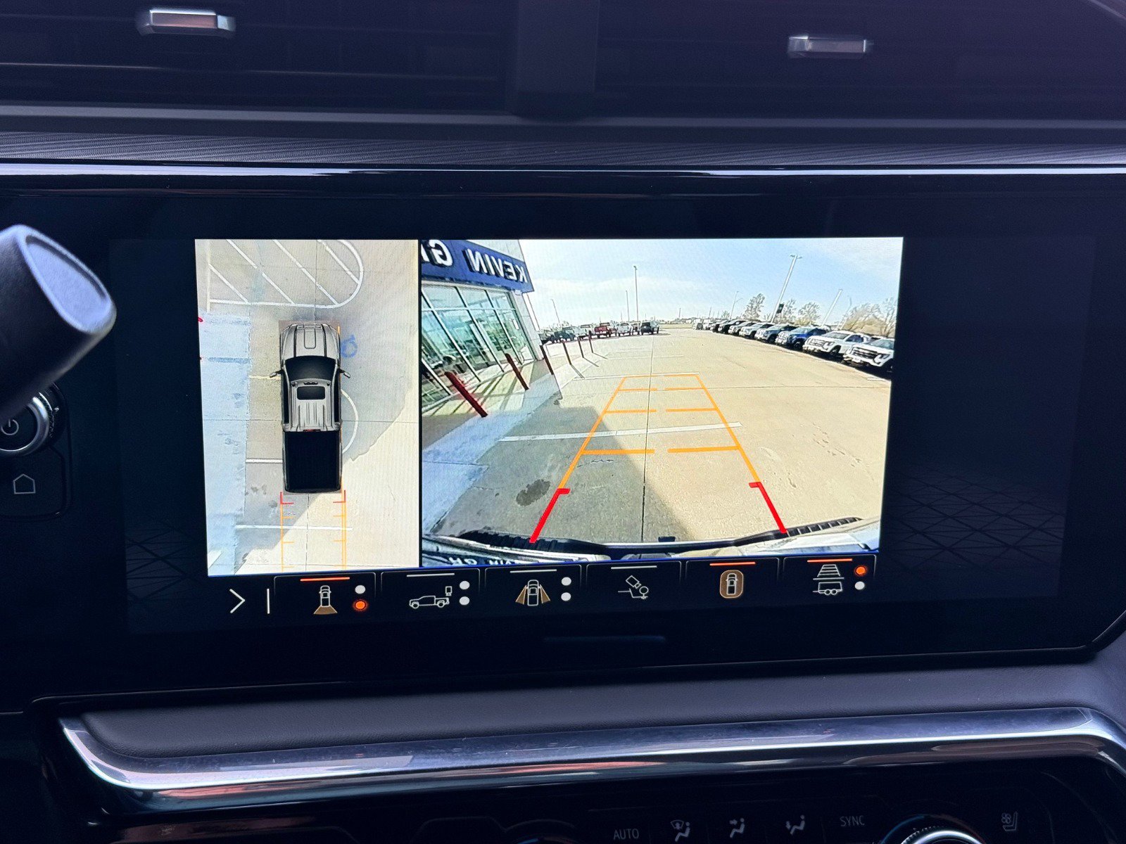 Certified 2025 GMC Sierra 3500 Denali Ultimate image 35