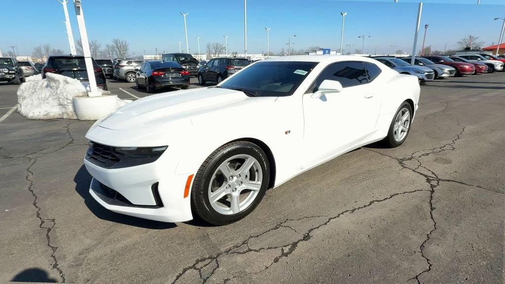 Used 2023 Chevrolet Camaro LT image 4