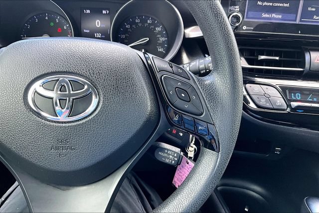 Used 2021 Toyota C-HR LE FWD image 11