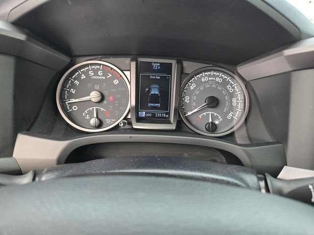 Certified 2023 Toyota Tacoma TRD Off-Road AWD/4WD image 21