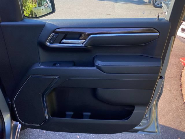 Used 2024 Chevrolet Silverado 1500 LT AWD/4WD image 35