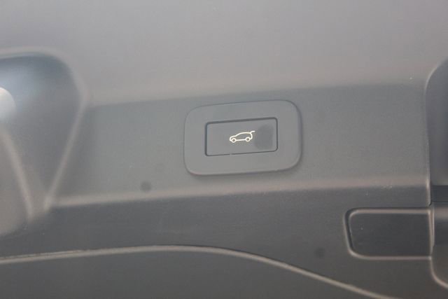 New 2026 Jaguar F-PACE R-Dynamic S image 13