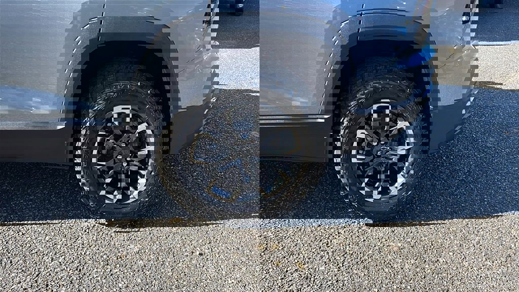 New 2026 Chevrolet Equinox ACTIV w/ Convenience Package III image 9