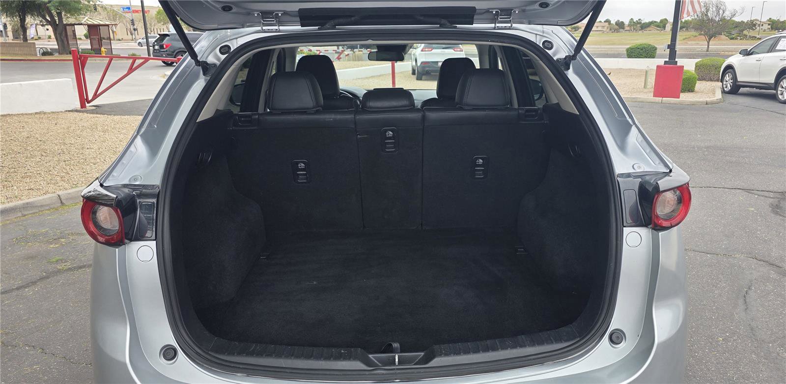 Used 2020 MAZDA CX-5 Touring AWD/4WD image 8