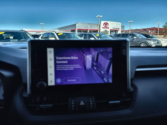 Used 2023 Toyota RAV4 XLE Premium image 25
