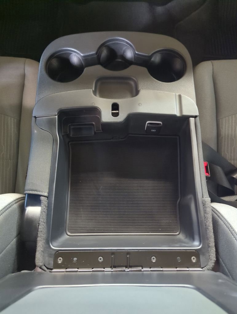 Used 2024 RAM 5500 Tradesman w/ Chrome Appearance Group image 21