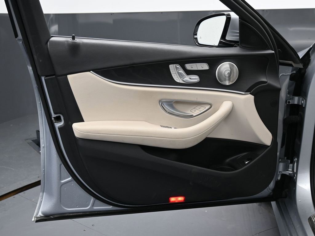 Used 2022 Mercedes-Benz E 350 Sedan image 45