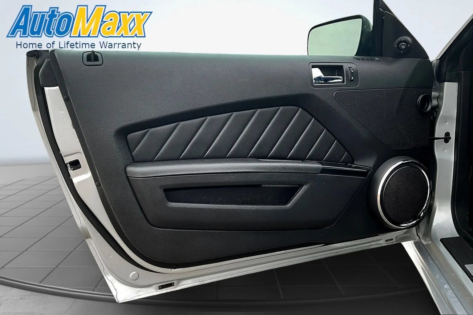 Used 2006 Ford Mustang GT RWD image 26