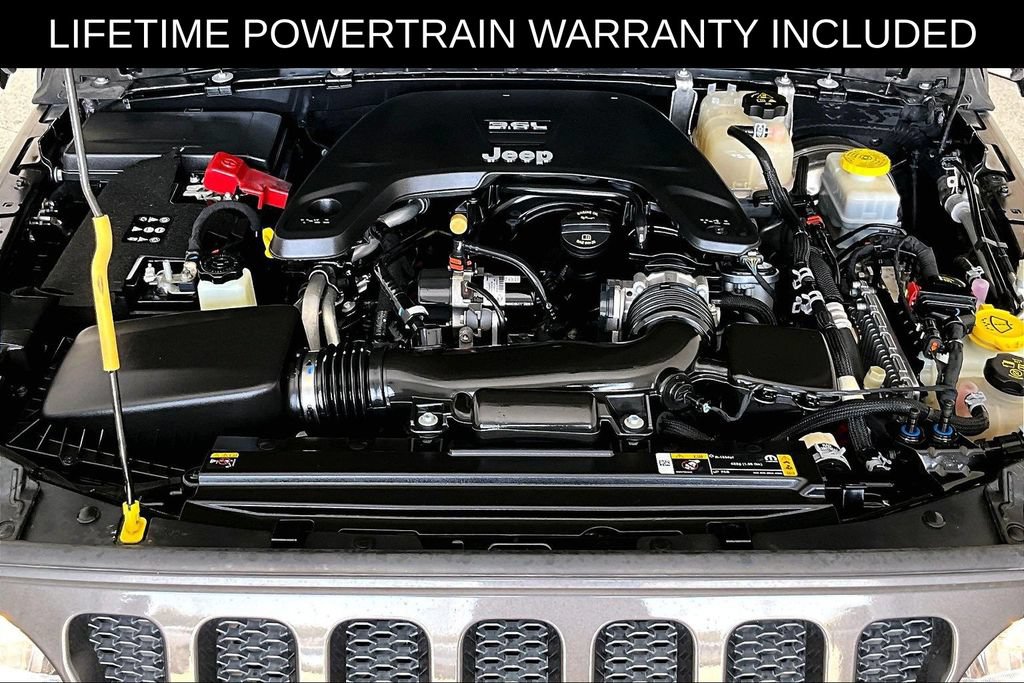 Used 2021 Jeep Wrangler Unlimited Sport AWD/4WD image 11