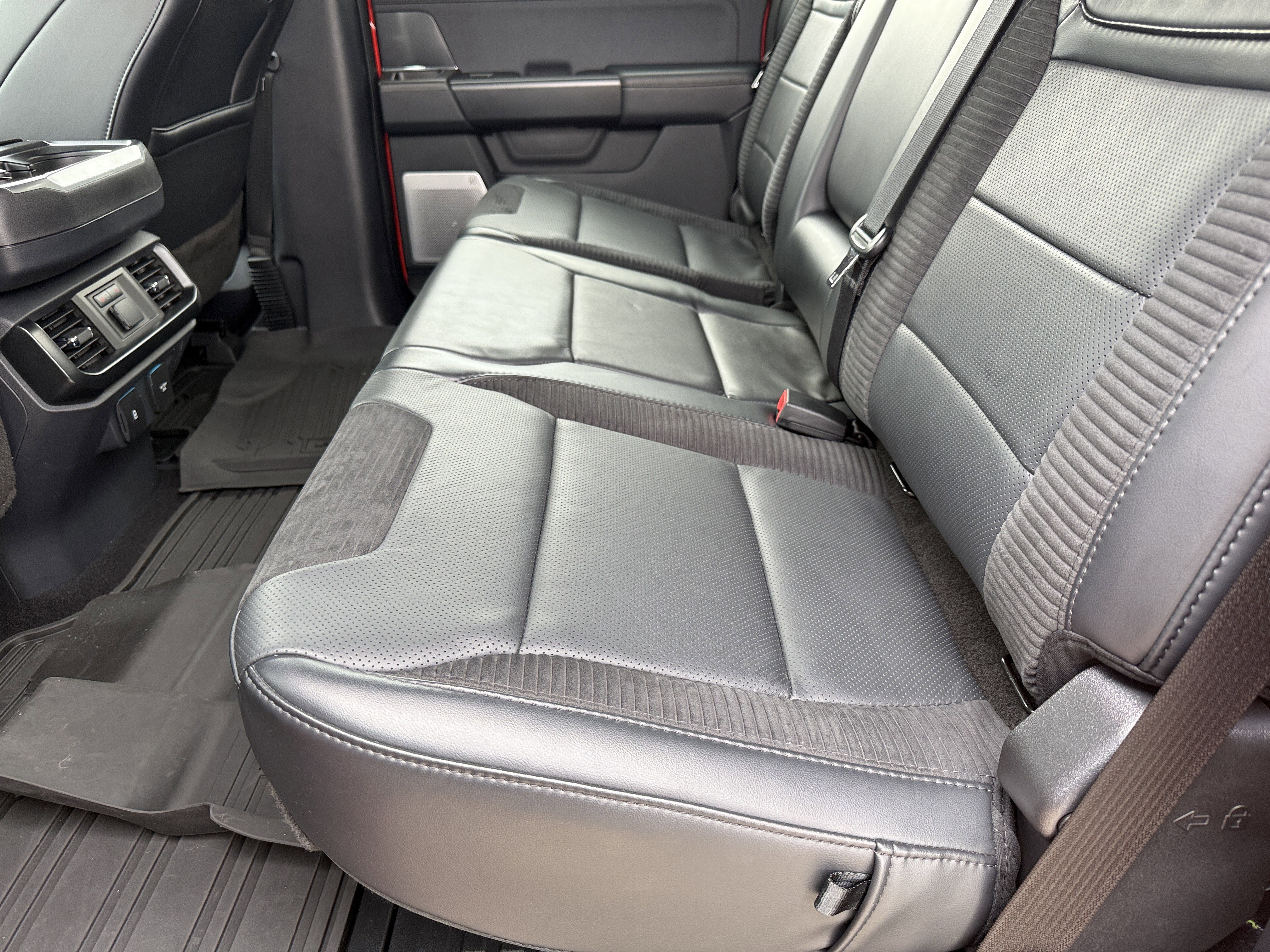 Used 2023 Ford F150 Raptor AWD/4WD image 19