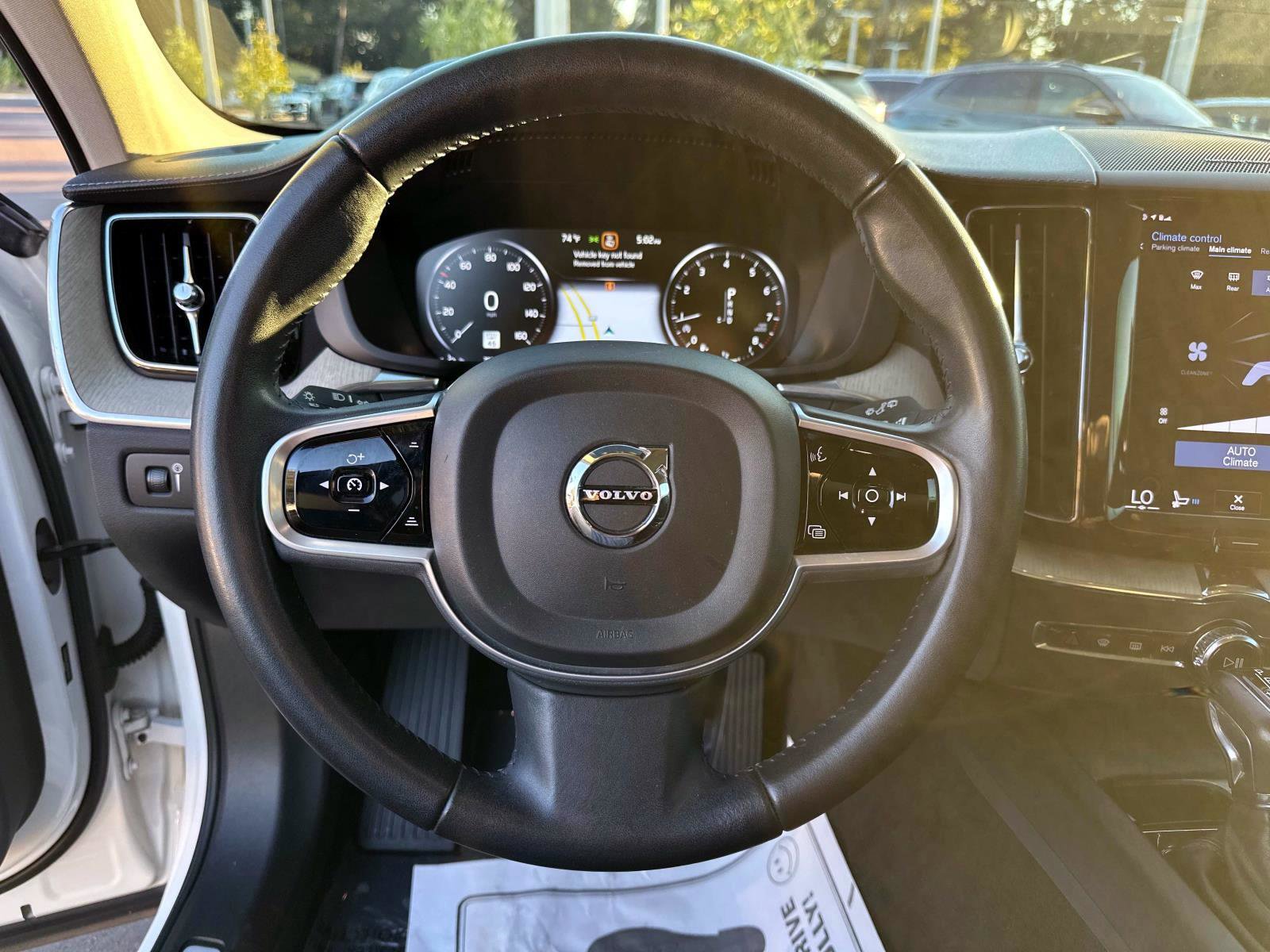 Used 2021 Volvo XC60 T5 Inscription w/ Protection Package Premier image 26