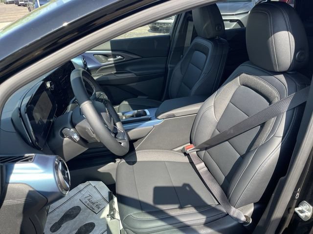 New 2026 Chevrolet Equinox EV LT FWD image 11