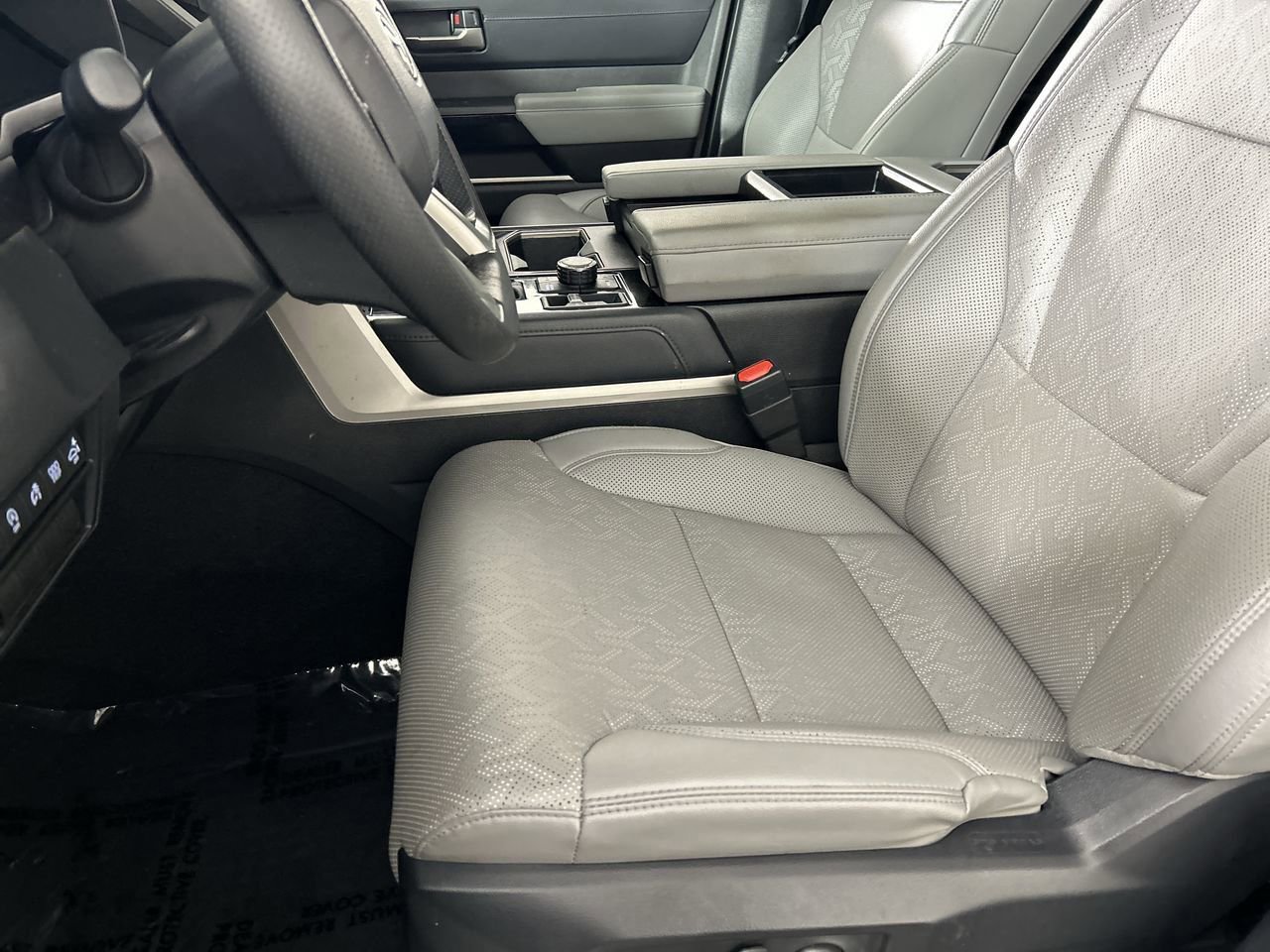 Used 2025 Toyota Tundra Limited w/ TRD Off-Road Package AWD/4WD image 21