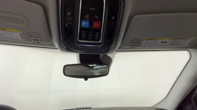 Used 2023 Jeep Grand Cherokee 4WD 4xe image 31