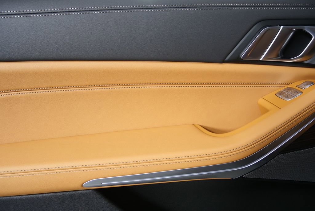 Used 2026 BMW X7 xDrive40i image 13