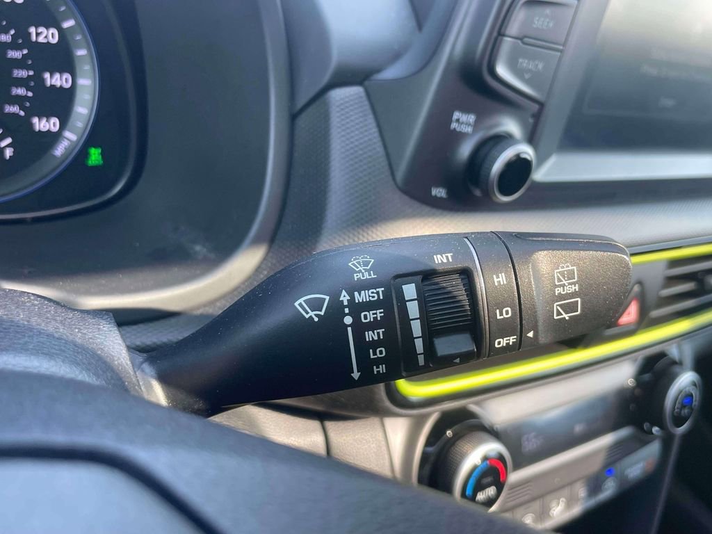 Used 2018 Hyundai Kona Limited image 25