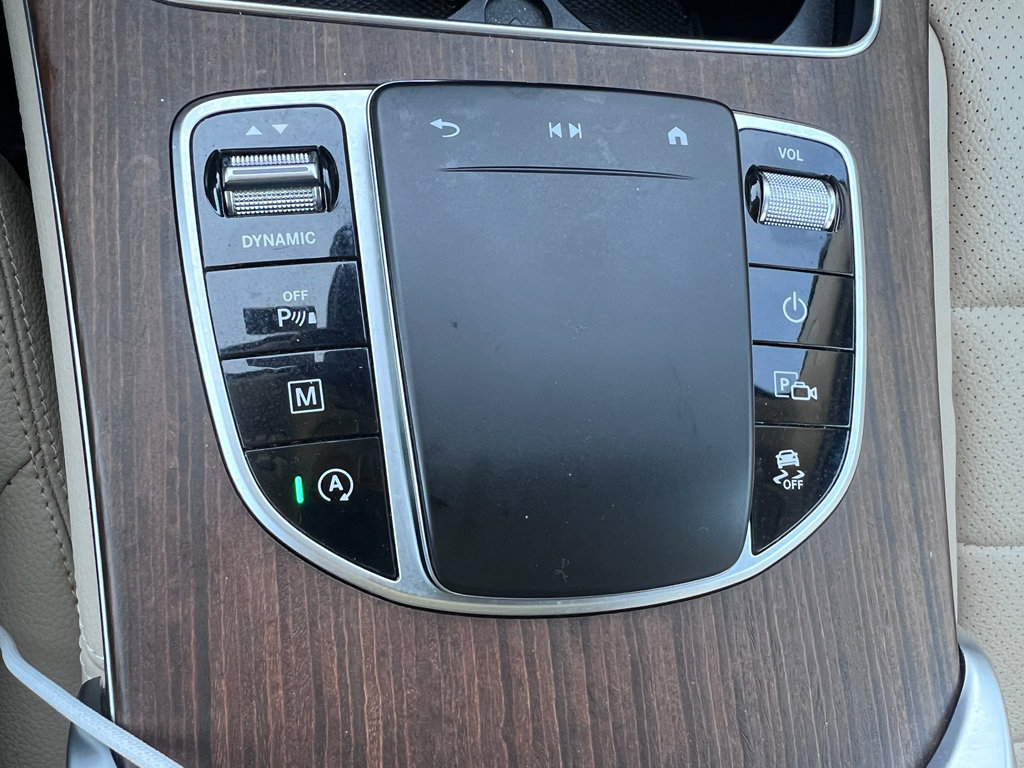 Used 2021 Mercedes-Benz GLC 300 300 4MATIC image 9