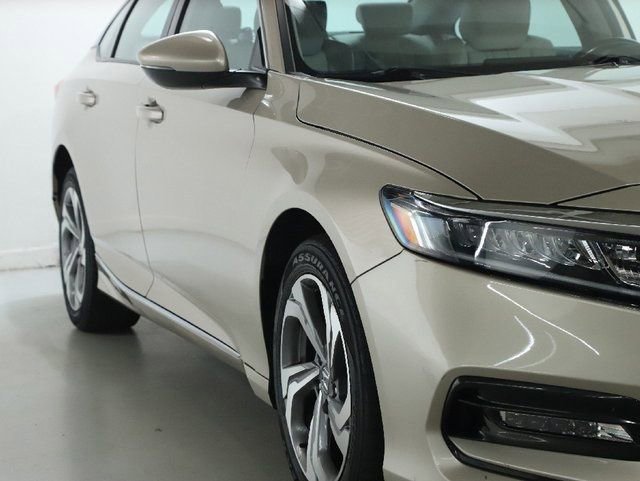 Used 2018 Honda Accord EX-L image 9