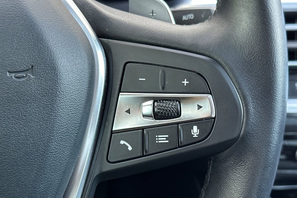 Used 2022 BMW 330e w/ Driving Assistance Package image 27