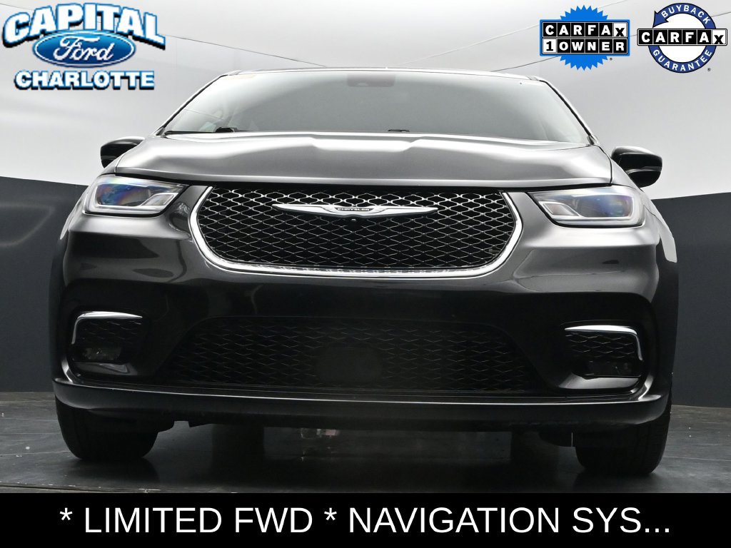 Used 2024 Chrysler Pacifica Limited FWD image 22
