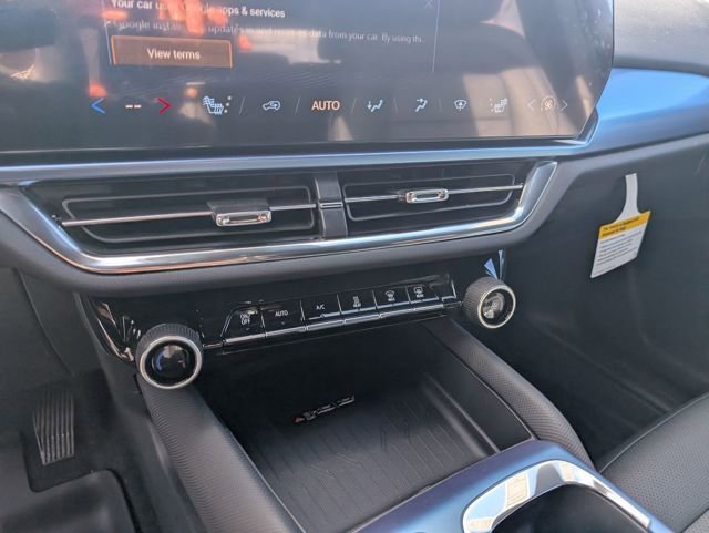 New 2026 Chevrolet Equinox EV LT image 21