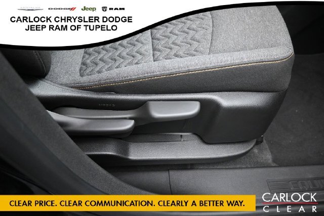 Used 2024 Chevrolet Equinox LT FWD image 34