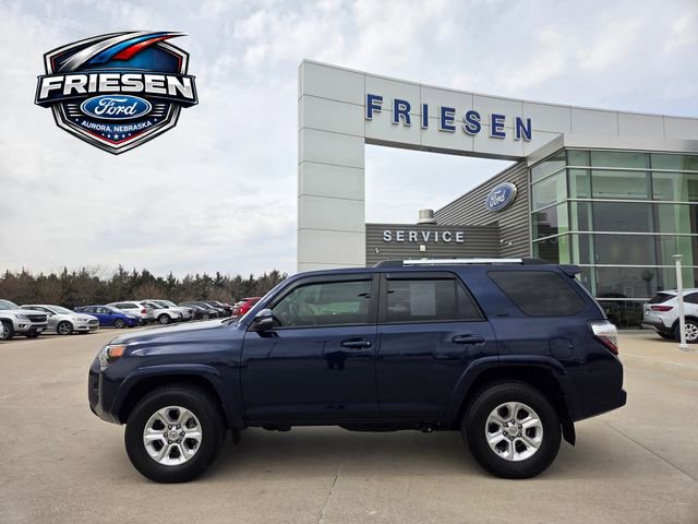 Used 2019 Toyota 4Runner SR5 Premium AWD/4WD image 4