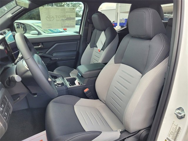 Used 2024 Toyota Tacoma TRD Off-Road image 19