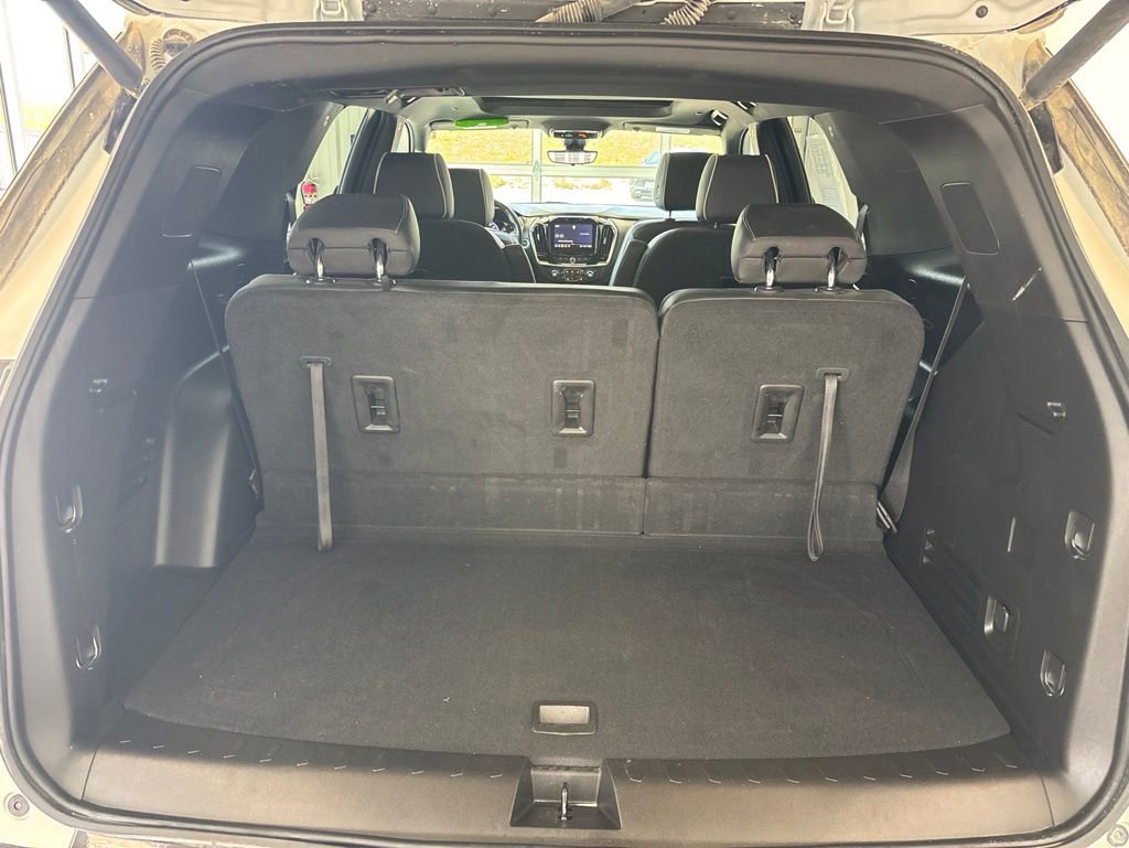 Used 2023 Chevrolet Traverse Premier w/ Redline Edition AWD/4WD image 19