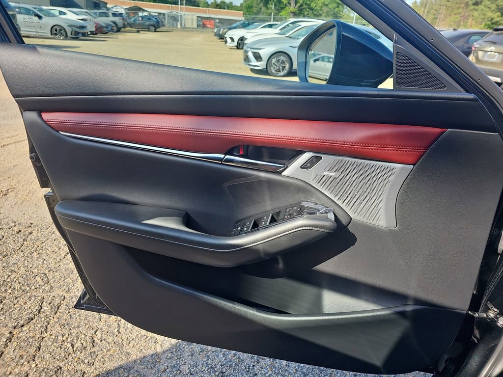 New 2026 MAZDA MAZDA3 Hatchback w/Premium Plus Pkg AWD/4WD image 28