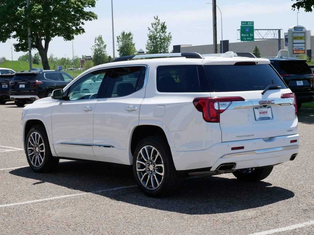 Used 2023 GMC Acadia Denali AWD/4WD image 7