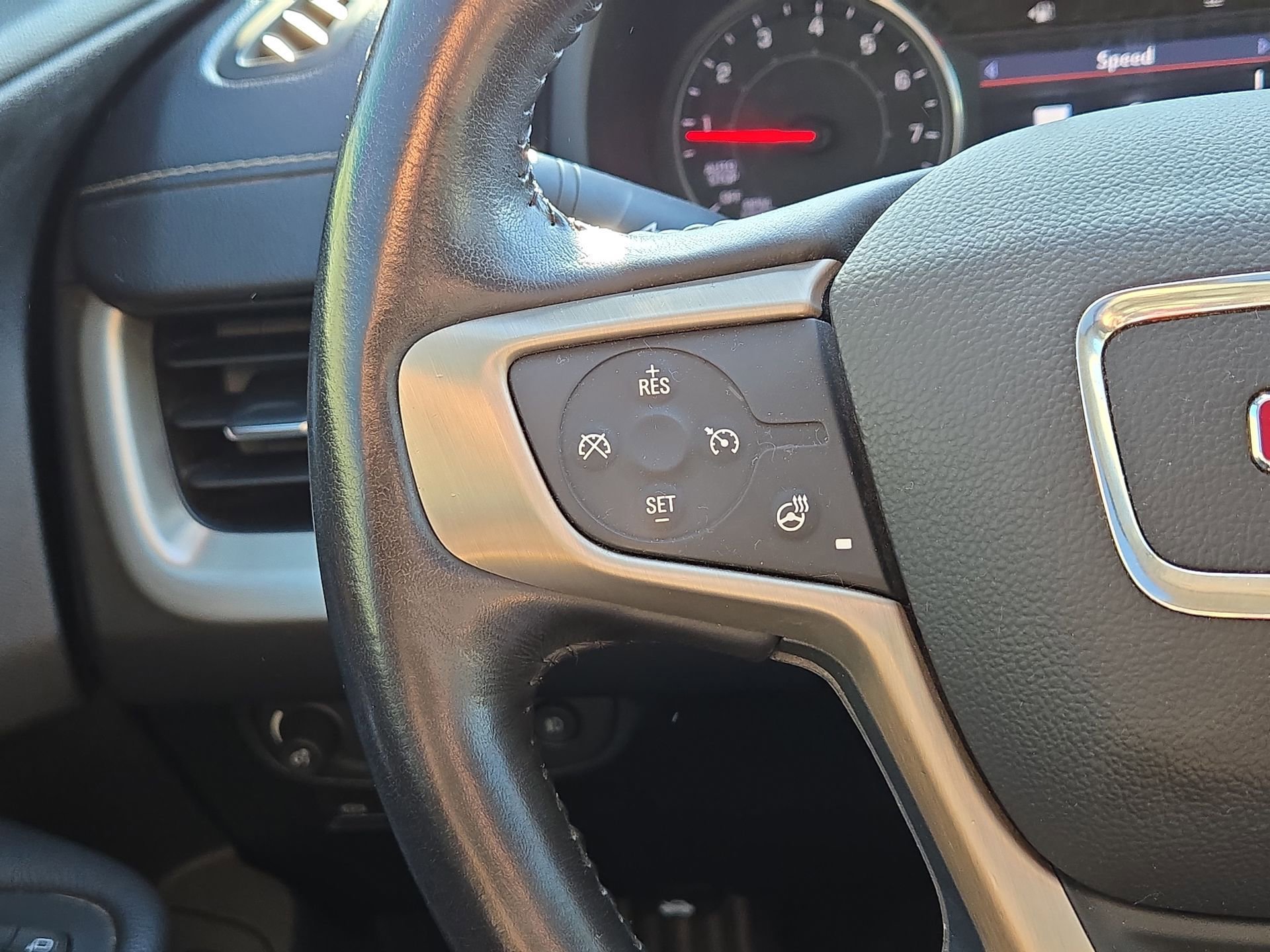 Used 2019 GMC Terrain Denali image 21