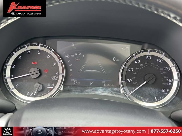 Used 2023 Toyota Highlander XLE AWD/4WD image 30