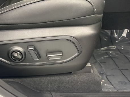 New 2026 Jeep Grand Cherokee Limited AWD/4WD image 21