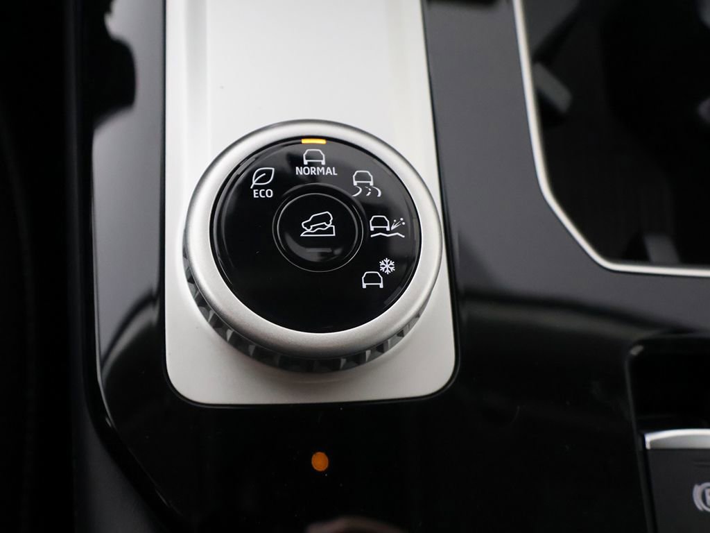 New 2026 Mitsubishi Outlander SE FWD image 53