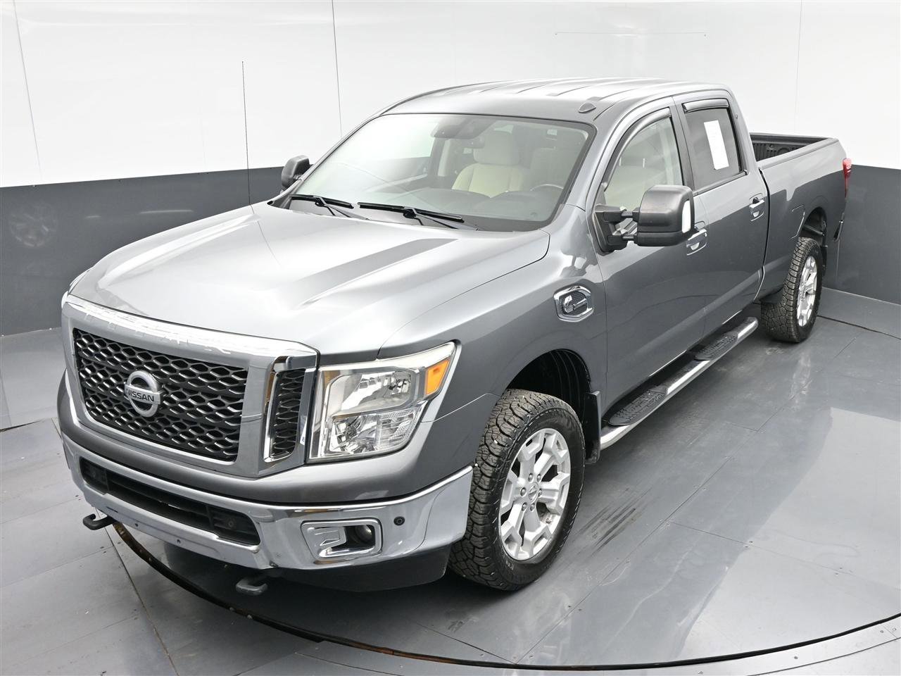 Used 2016 Nissan Titan SV RWD image 21