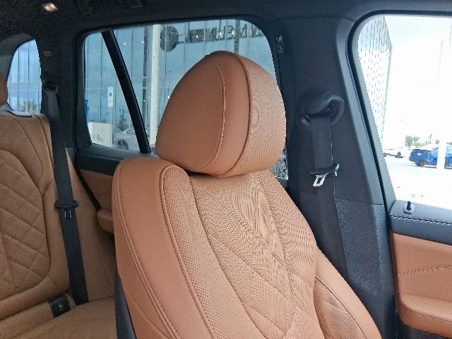 Used 2025 BMW X5 sDrive40i w/ Premium Package RWD image 18