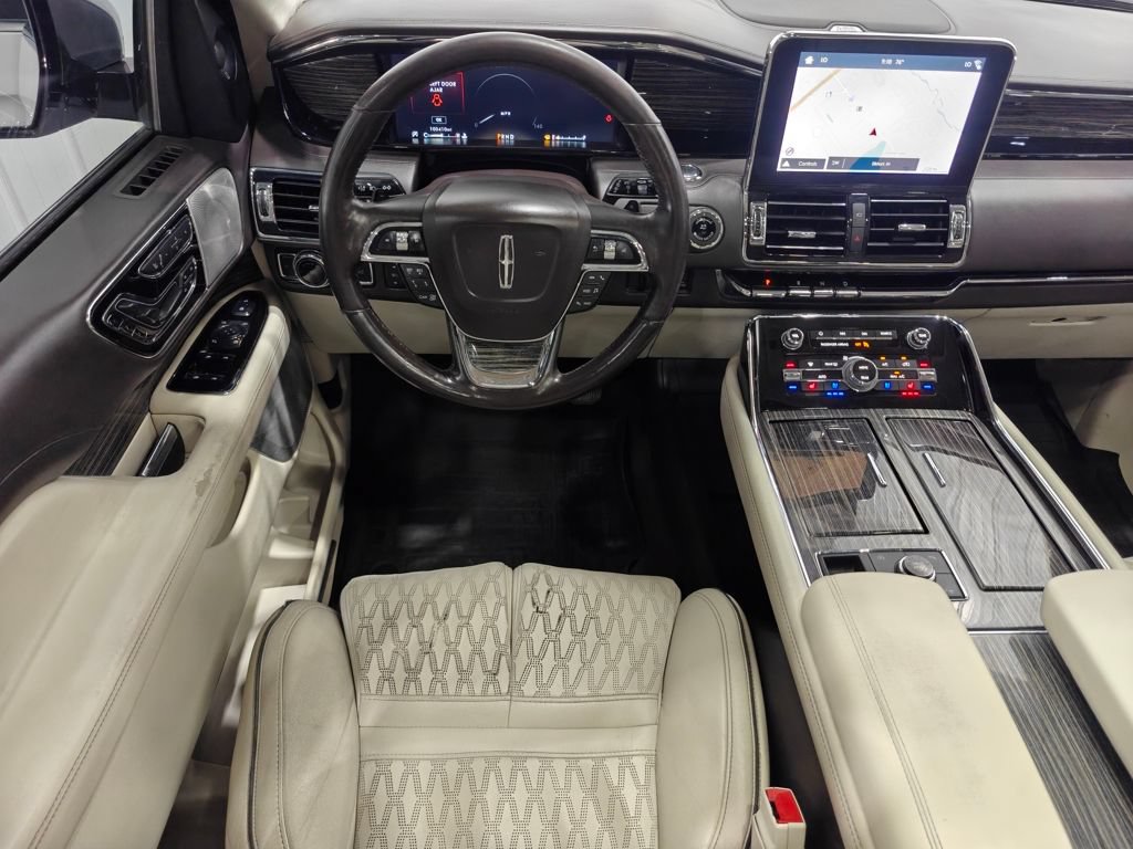 Used 2019 Lincoln Navigator Black Label w/ Cargo Package AWD/4WD image 4