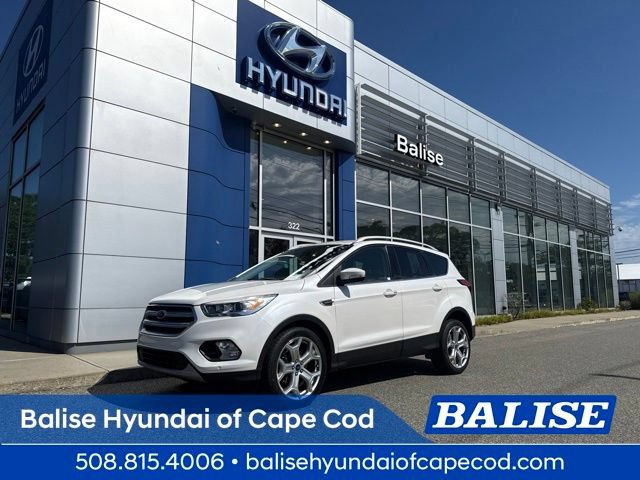 Used 2019 Ford Escape Titanium FWD image 1