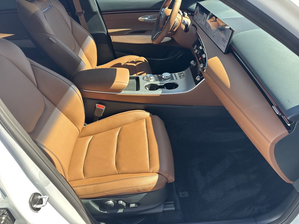 New 2026 Genesis GV70 2.5T Advanced image 13