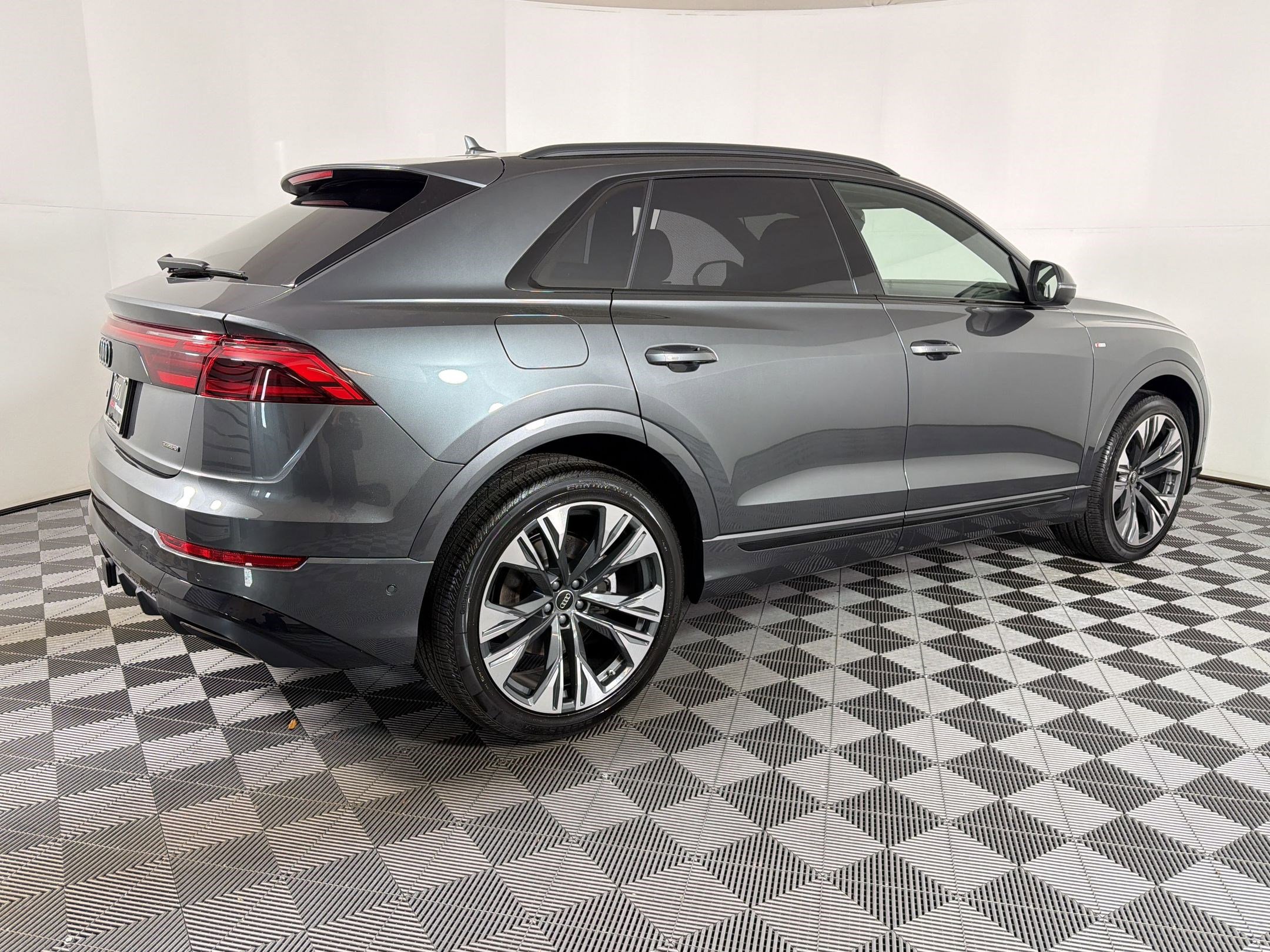 New 2026 Audi Q8 Premium Plus image 7