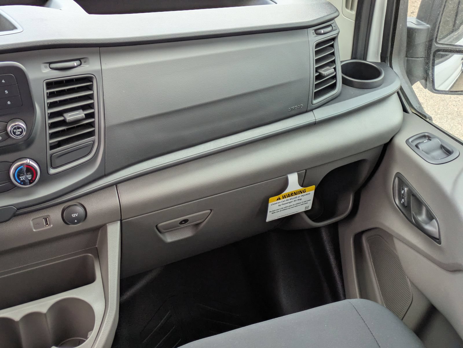 New 2024 Ford Transit 250 148 High Roof Extended w/ Load Area Protection Package RWD image 19
