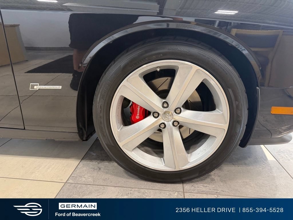 Used 2009 Dodge Challenger SRT8 RWD image 9