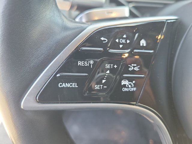 Used 2022 Mercedes-Benz S 580 4MATIC Sedan w/ AMG Line Package image 32