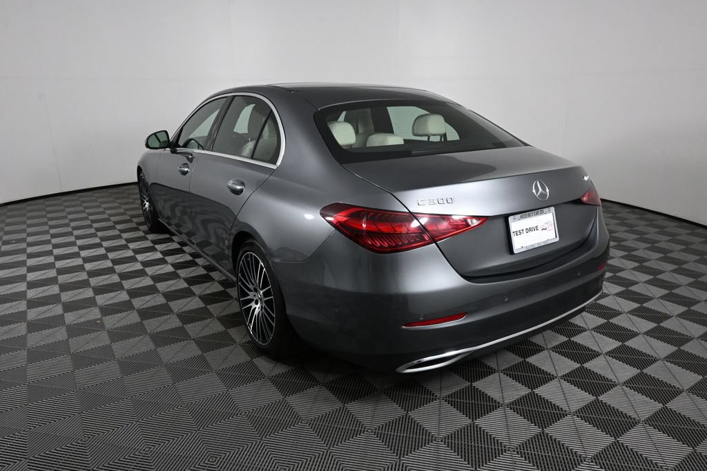 Certified 2022 Mercedes-Benz C 300 4MATIC Sedan image 4