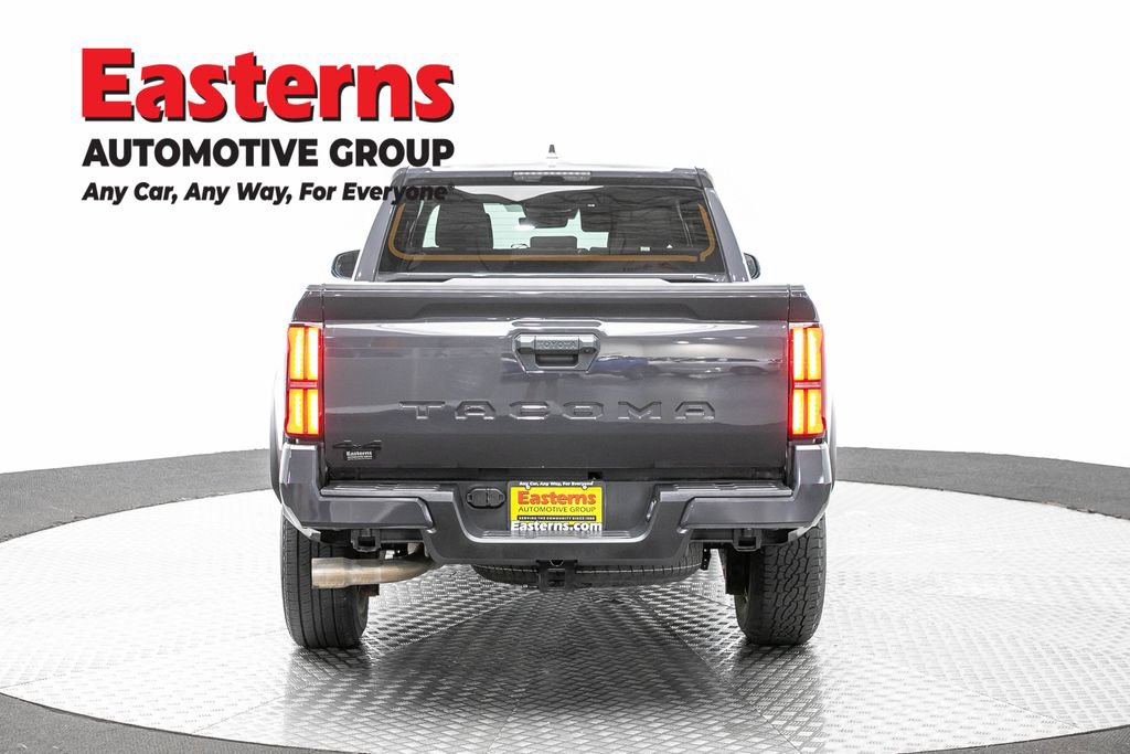 Used 2025 Toyota Tacoma TRD Off-Road AWD/4WD image 6