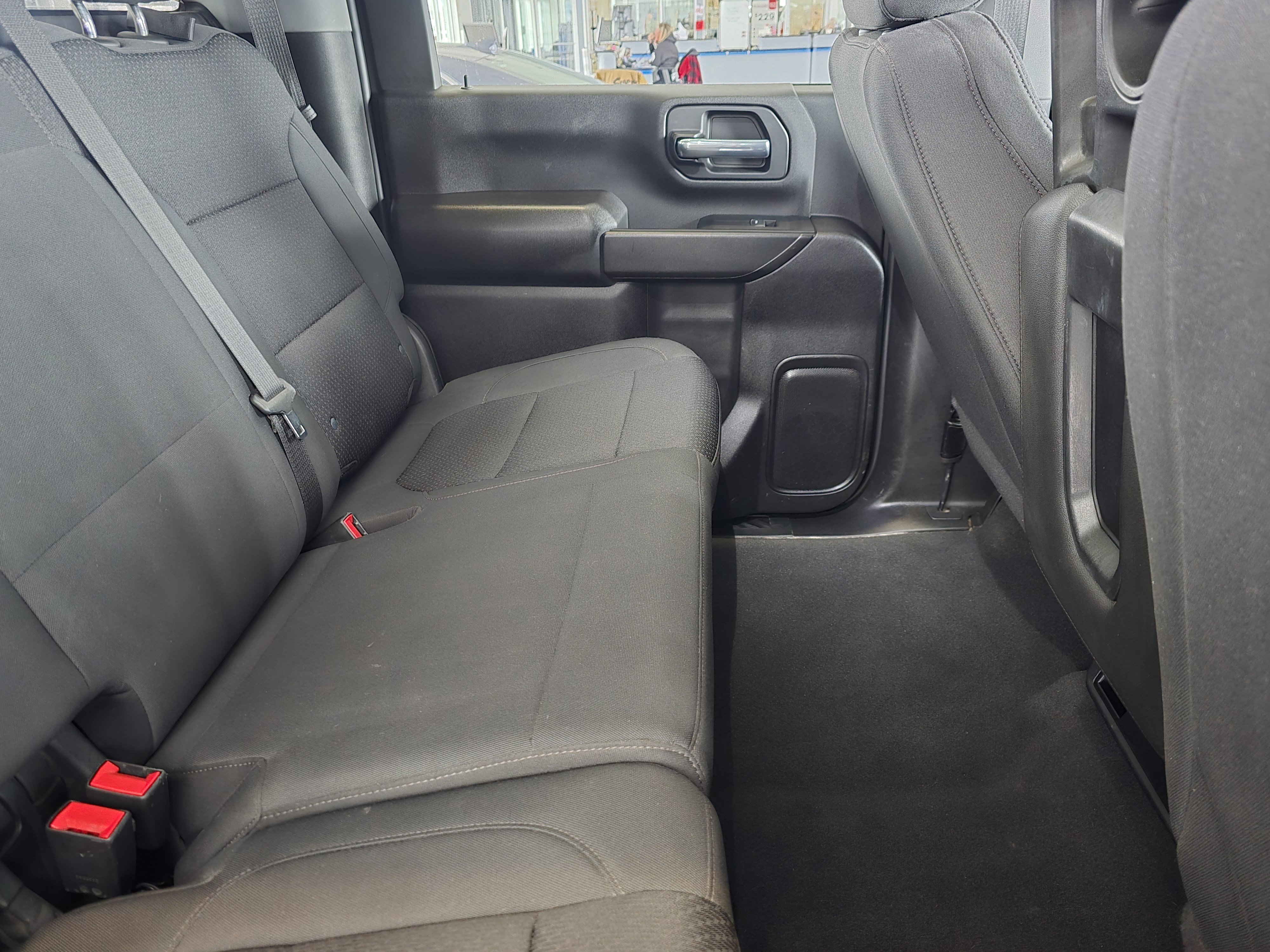 Used 2022 Chevrolet Silverado 2500 Custom w/ Custom Value Package image 25